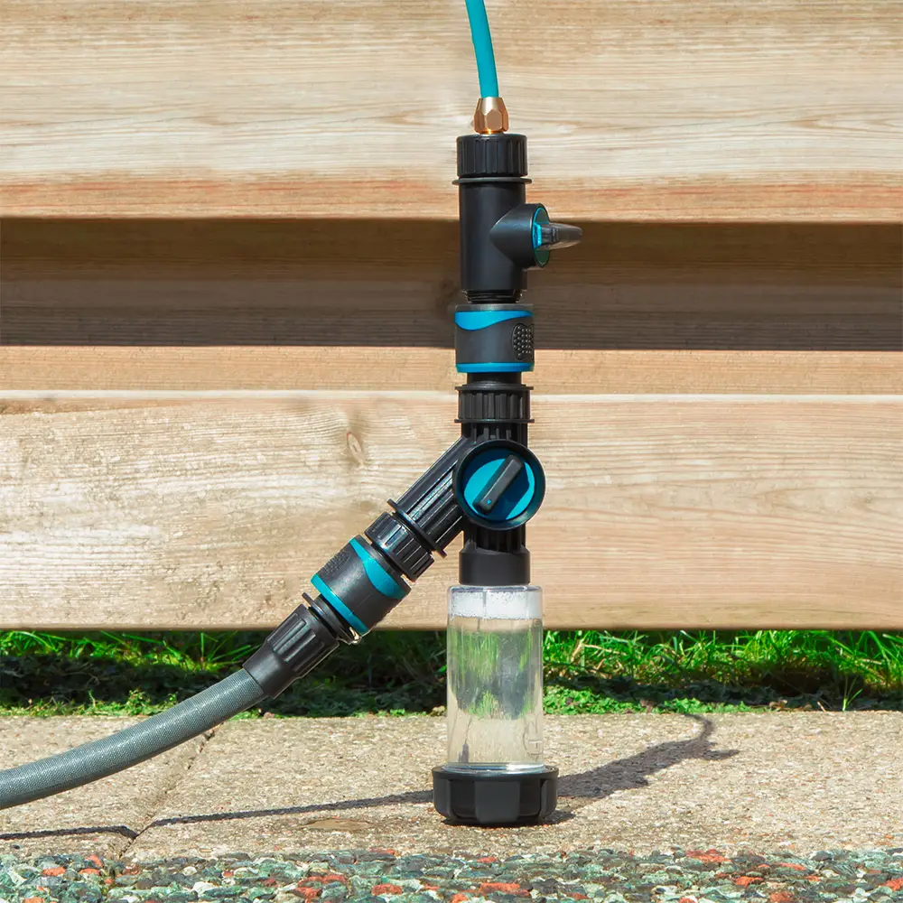 Waterocx 3K Full carbon Water Fed Telescopic Pole 7.5 m | 5D Brush Head Waterocx 3K Full carbon Water Fed Telescopic Pole 7.5 m | 5D Brush Head
